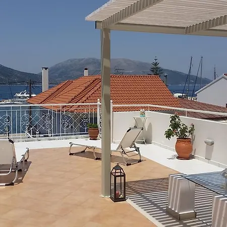 Sea Breeze Apartment *